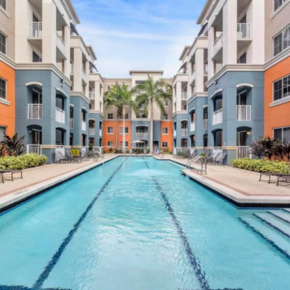 Beautiful Apartment with Pool in Miami